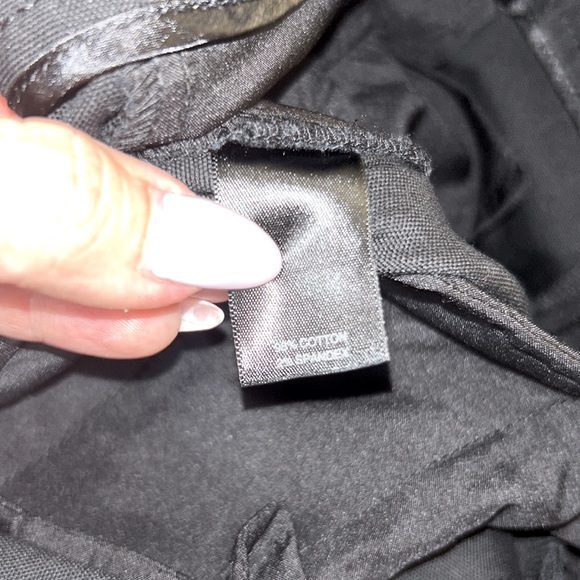 🍸WHITE HOUSE | BLACK MARKET, Women’s size 0, Bermuda Shorts🍸 - Picture 5 of 7